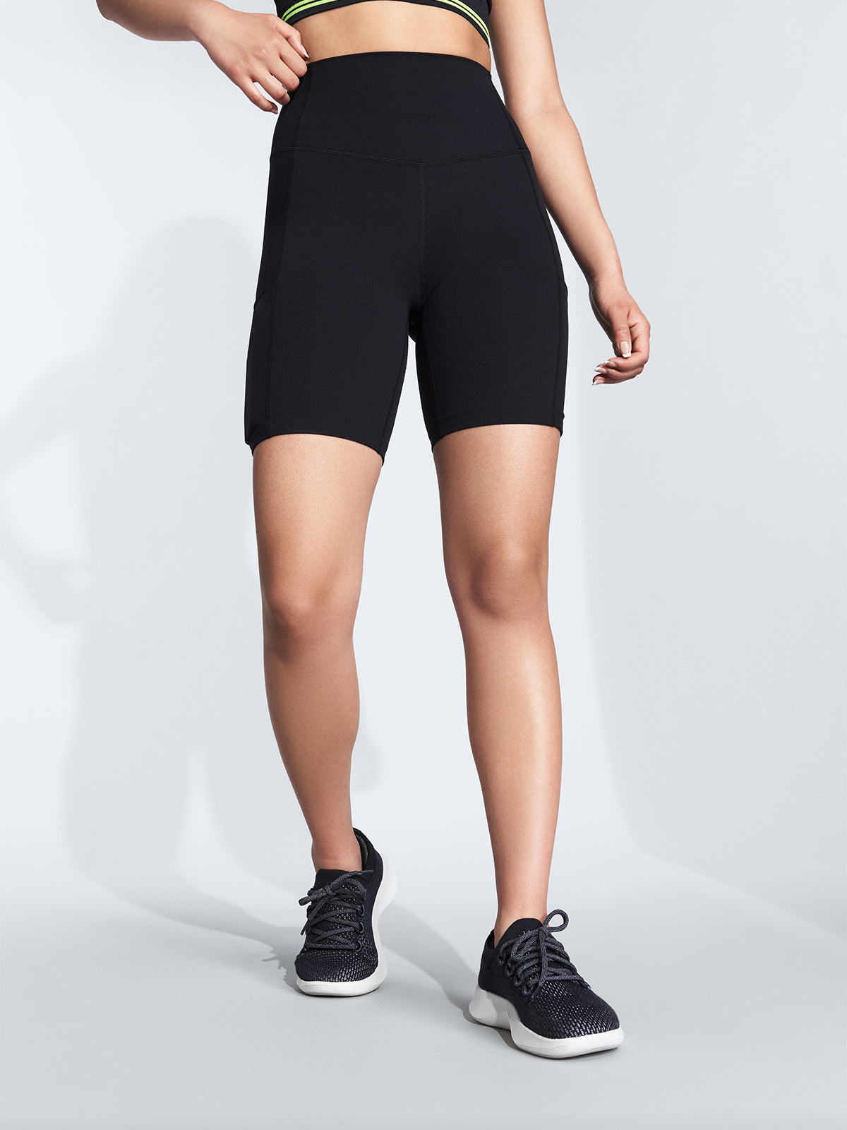 PEACHY KEEN Pocket 8" Bike Short Black