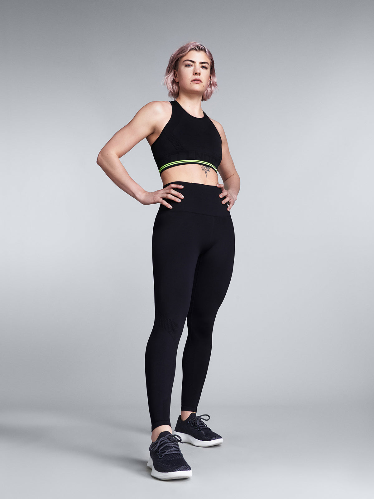 THE STREAMLINE 8/8 Legging Black