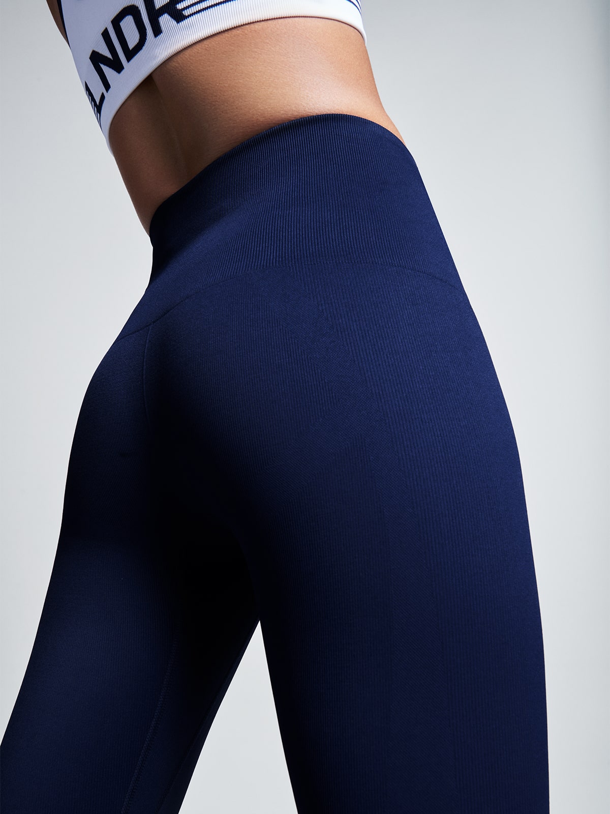 THE STREAMLINE 7/8 Legging Navy