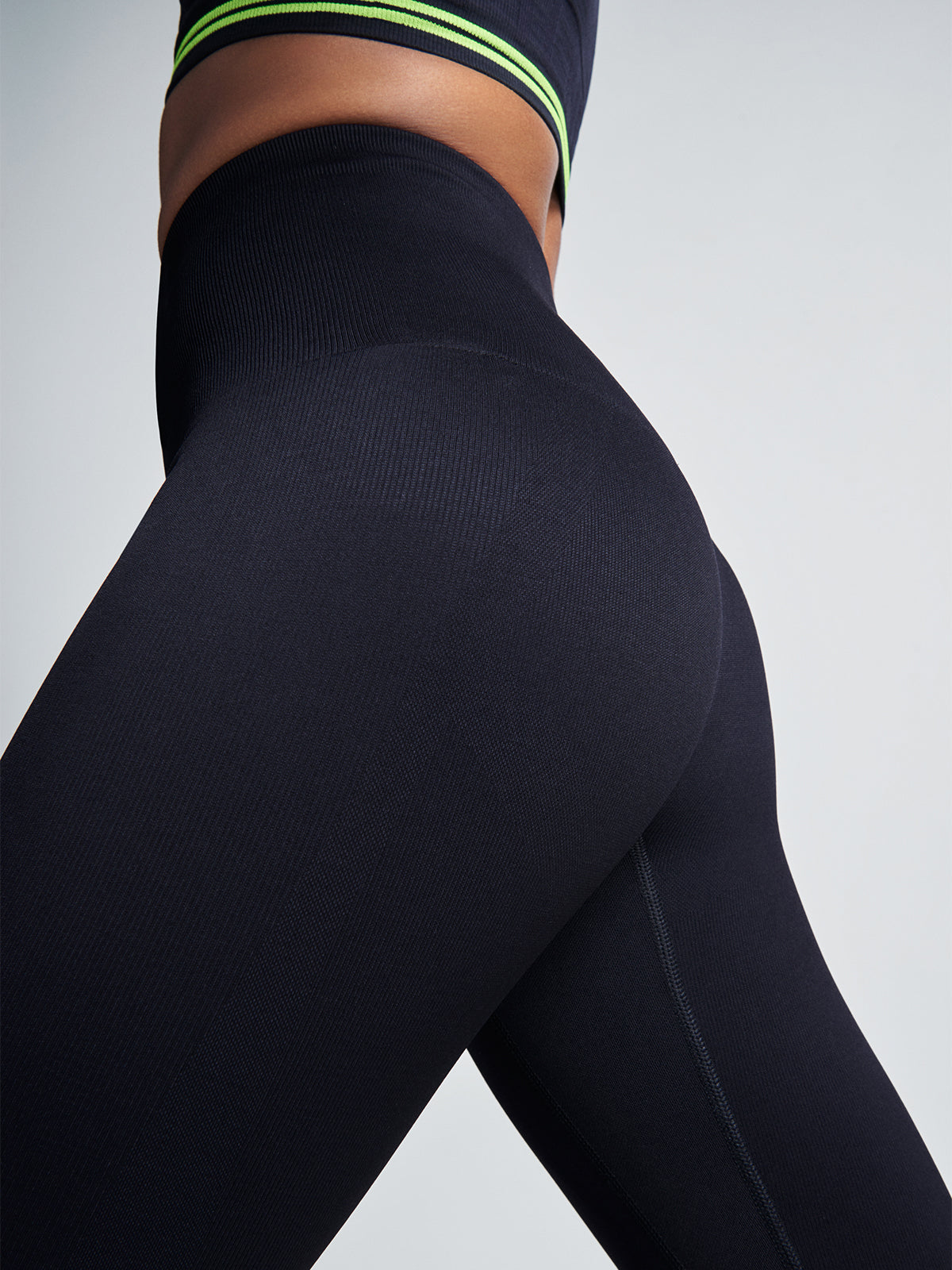 THE STREAMLINE 8/8 Legging Black